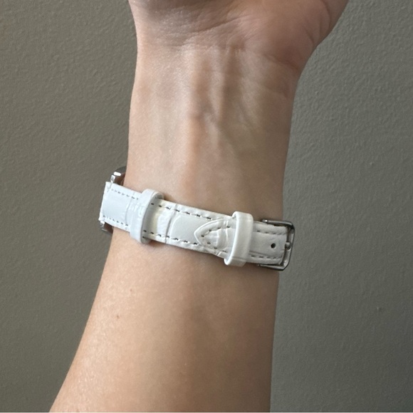 ANDRE FRANCOIS Vintage Unique Design New Straps & New Battery Watch - Picture 6 of 13